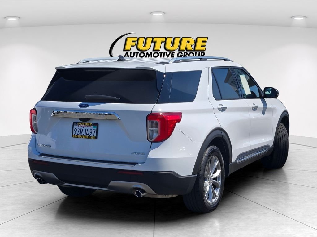 Used 2022 White Ford Limited image 4