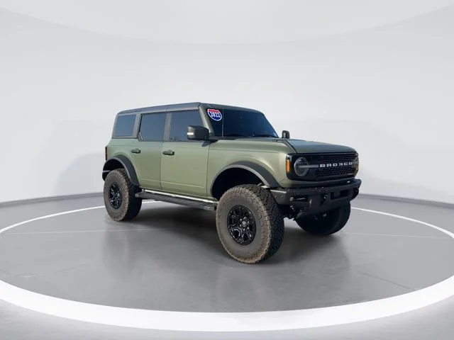 Used 2022 Silver Ford Wildtrak image 5