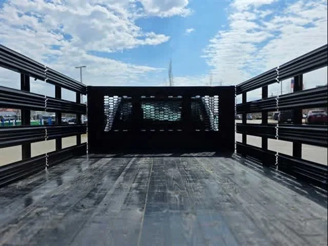 2025 Ford F-550 Super Duty Chassis Cab XL - Photo 45