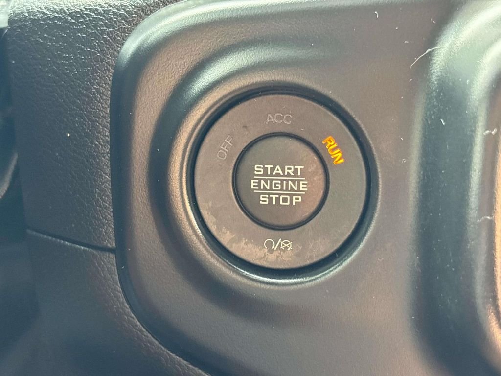 Used 2023  Jeep Willys 4xe image 27