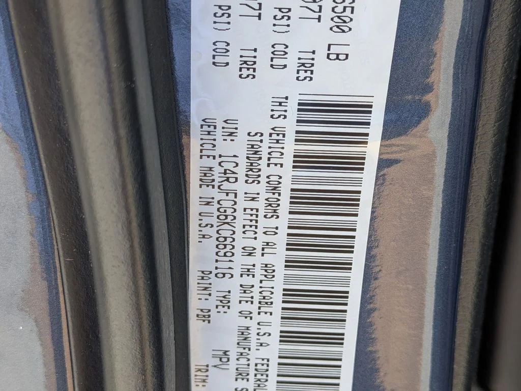 Used 2019 Blue Jeep Overland image 32