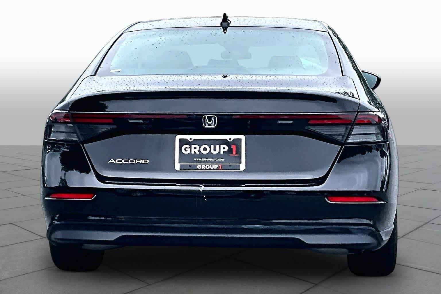 Used 2023 Crystal Black Pearl Honda EX image 5
