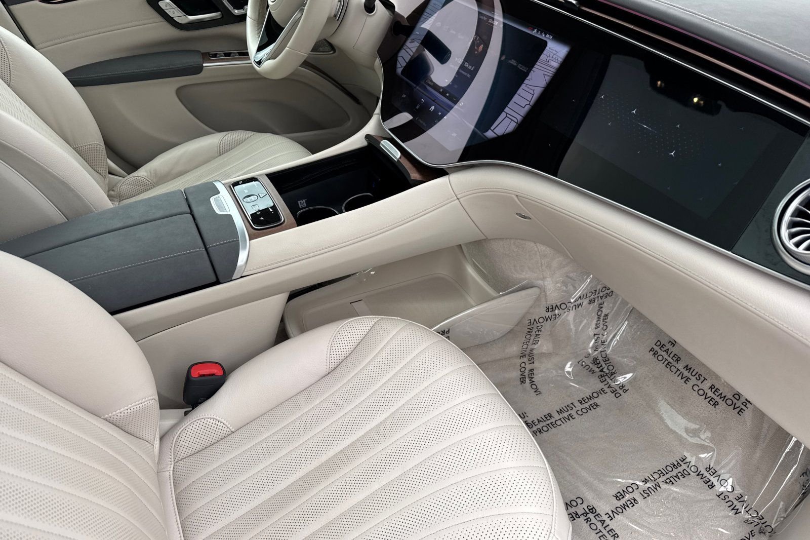 Certified Used 2024 White Mercedes-Benz 450 image 14