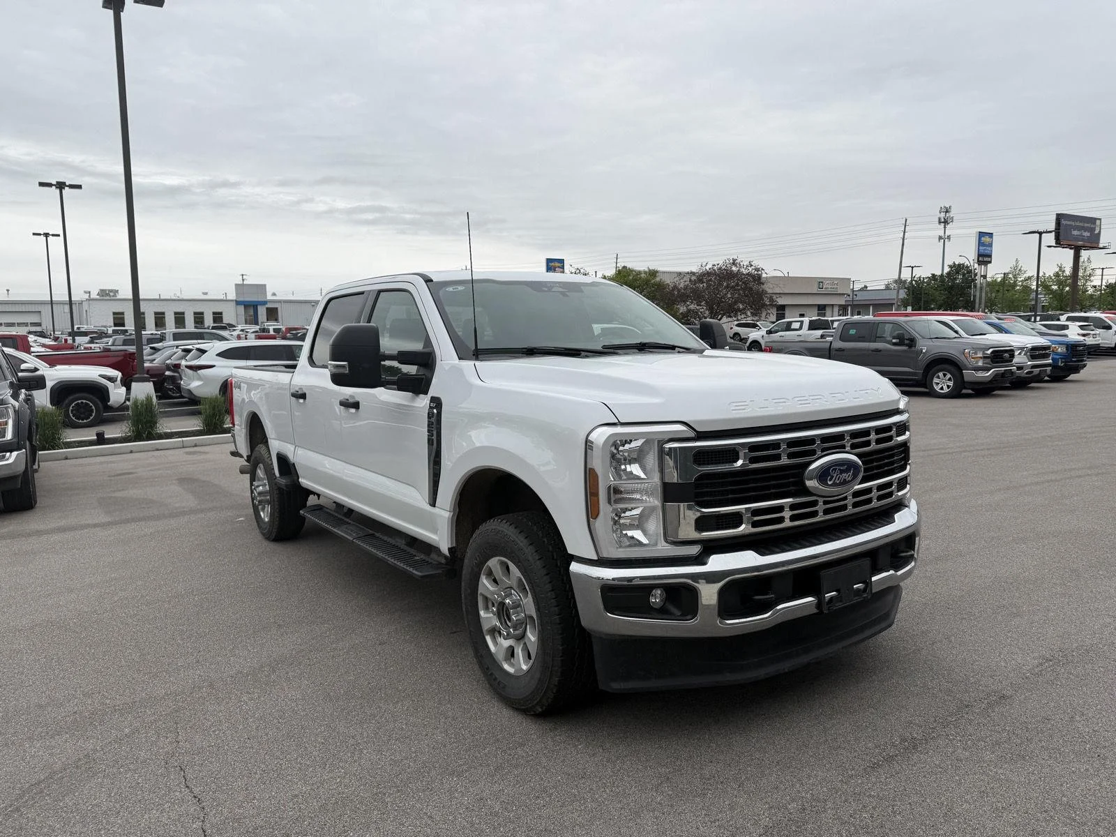 2024 Ford F-250 XLT 4x4 Crew Cab 8' Box's photo