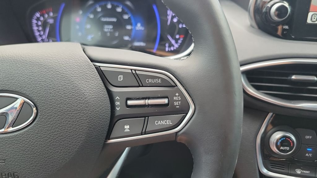 Used 2019 Red Hyundai Ultimate image 22