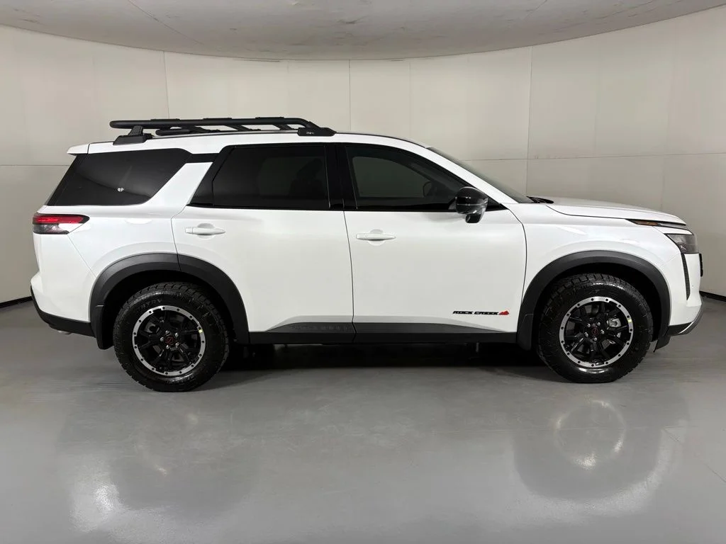 New 2026 Everest White Pearl TriCoat Nissan Rock Creek® image 9