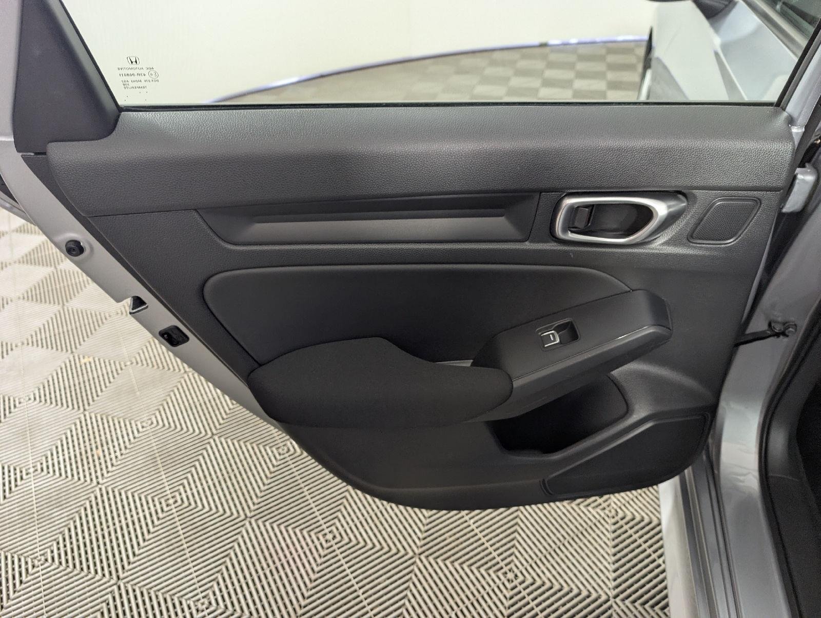 2024 Honda Civic LX - Photo 28