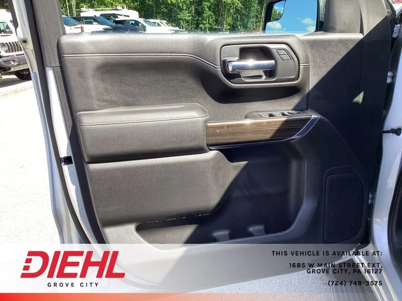 Used 2022 Silver Chevrolet LT Trail Boss image 20