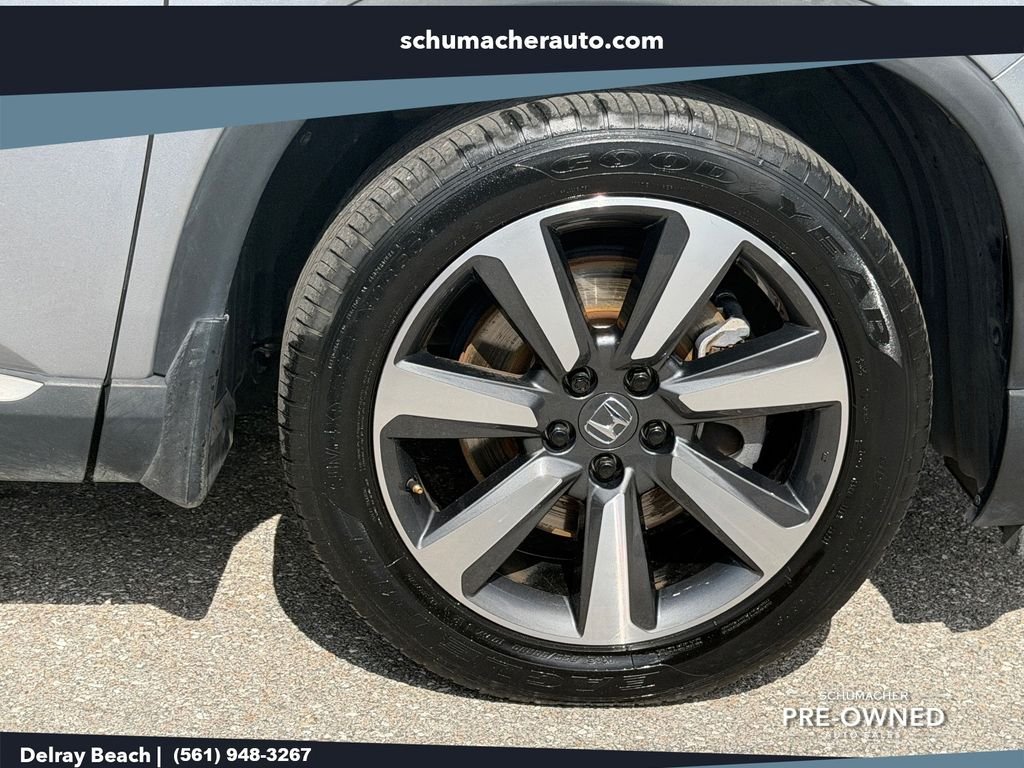 Used 2023 Silver Honda Touring image 9