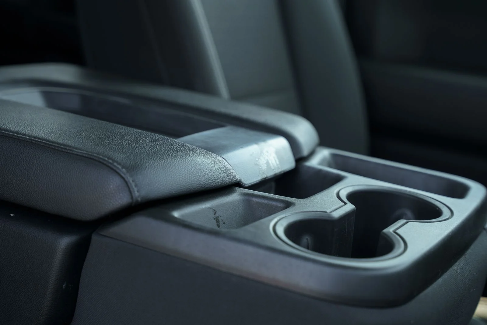 Used 2022  Chevrolet Custom image 11