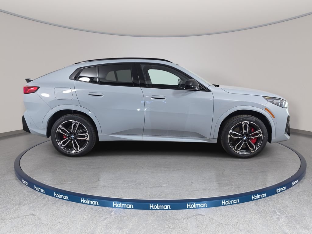 2026 BMW X2 28i - Photo 4
