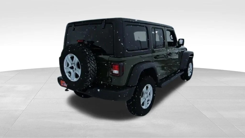 Used 2021 Green Jeep Unlimited Sport S image 8