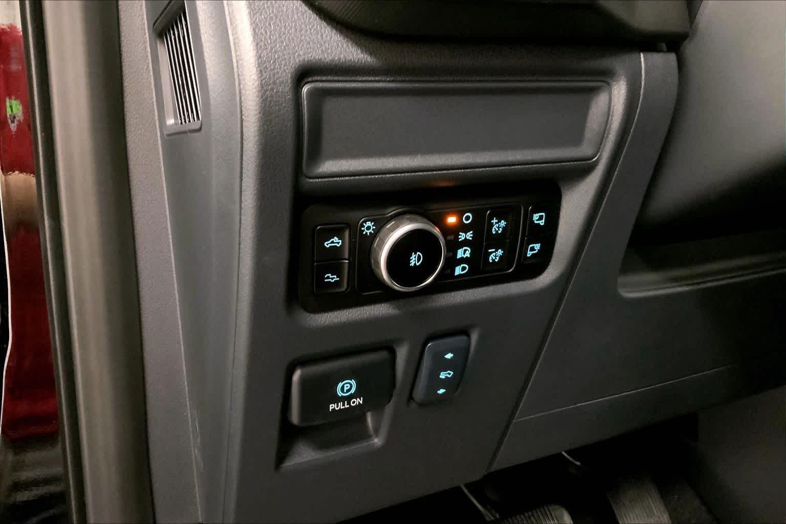 New 2026 Agate Black Metallic Ford Raptor® image 17