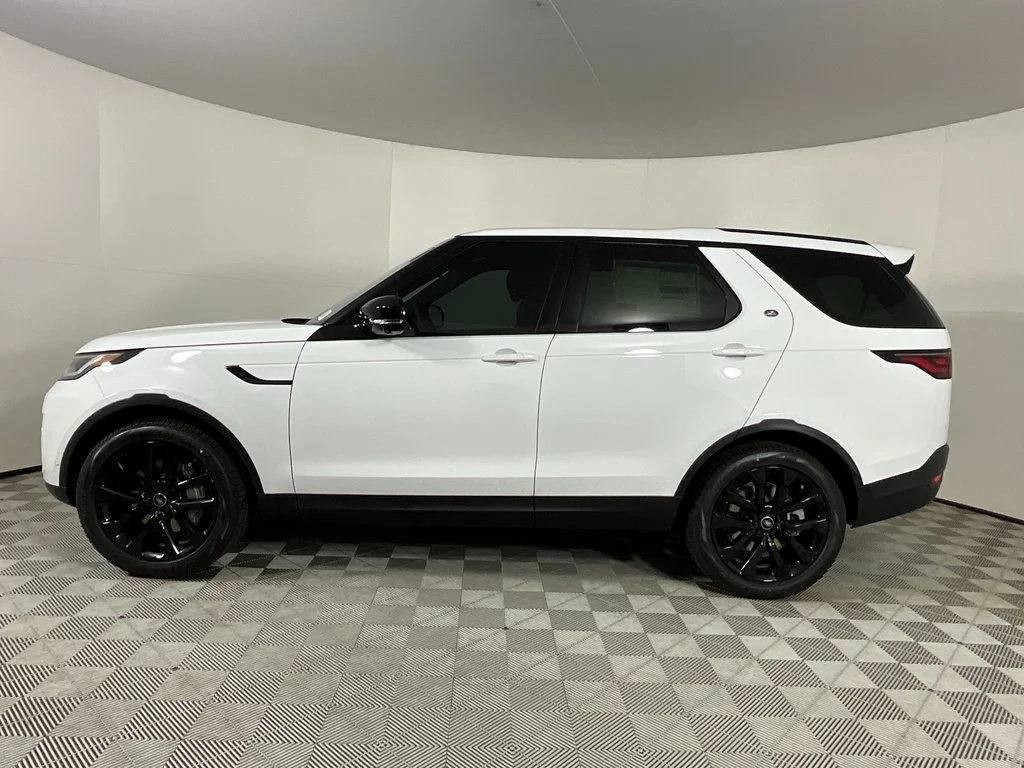 New 2026 Fuji White Land Rover S image 6