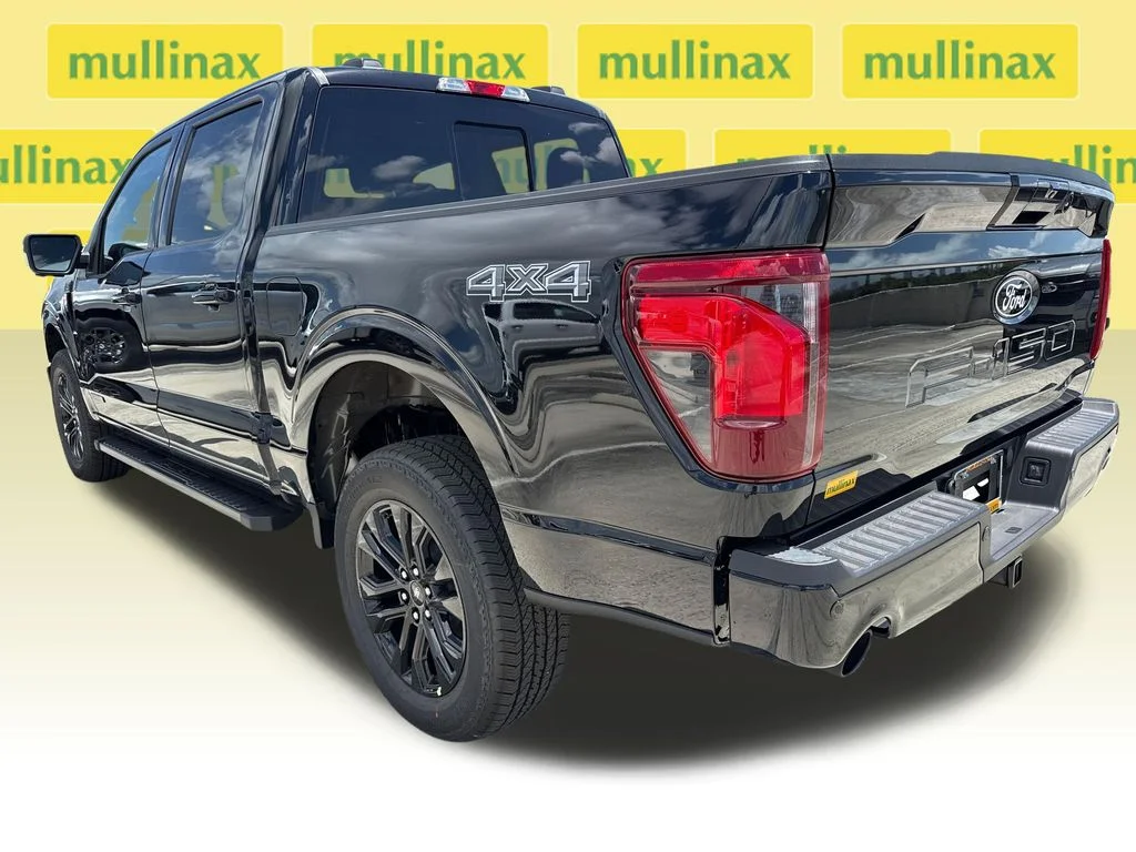 New 2026 Black Ford XLT image 7