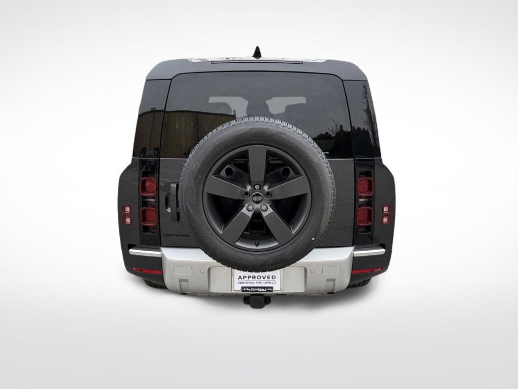 Used 2024 Gray Land Rover S image 7