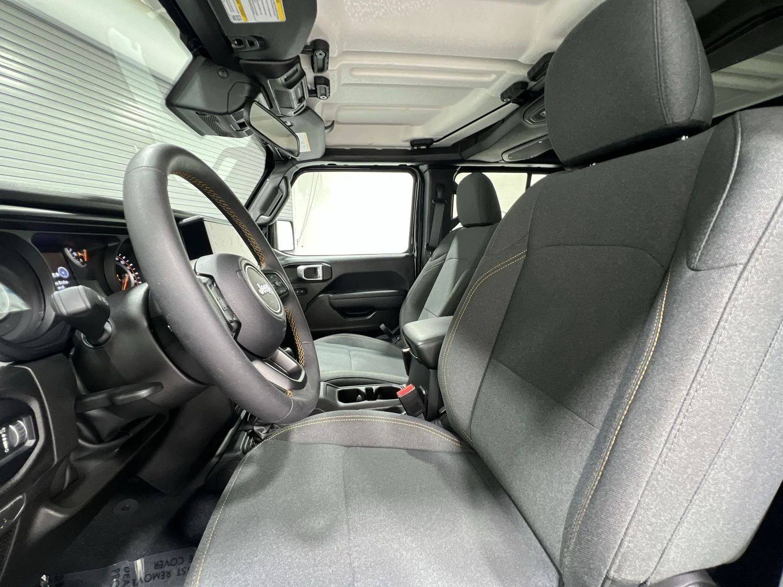 2025 Jeep Gladiator Sport S - Photo 11