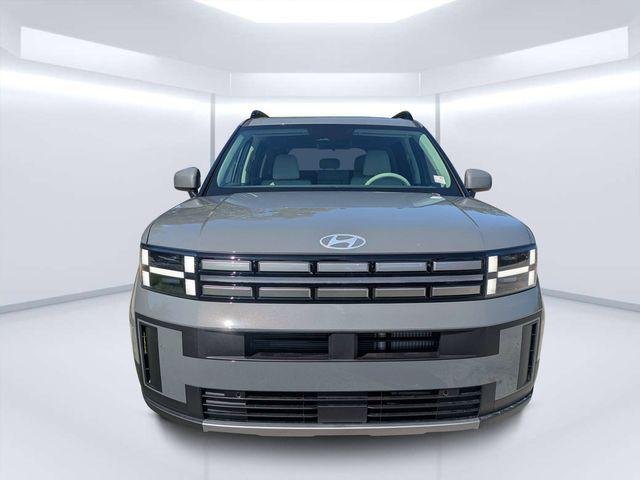 New 2027 Gray Hyundai SEL FWD image 8