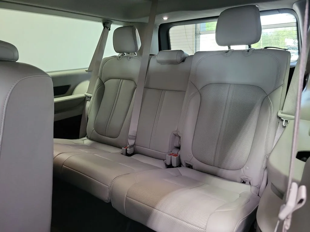 Used 2023 Red Jeep Series II image 31