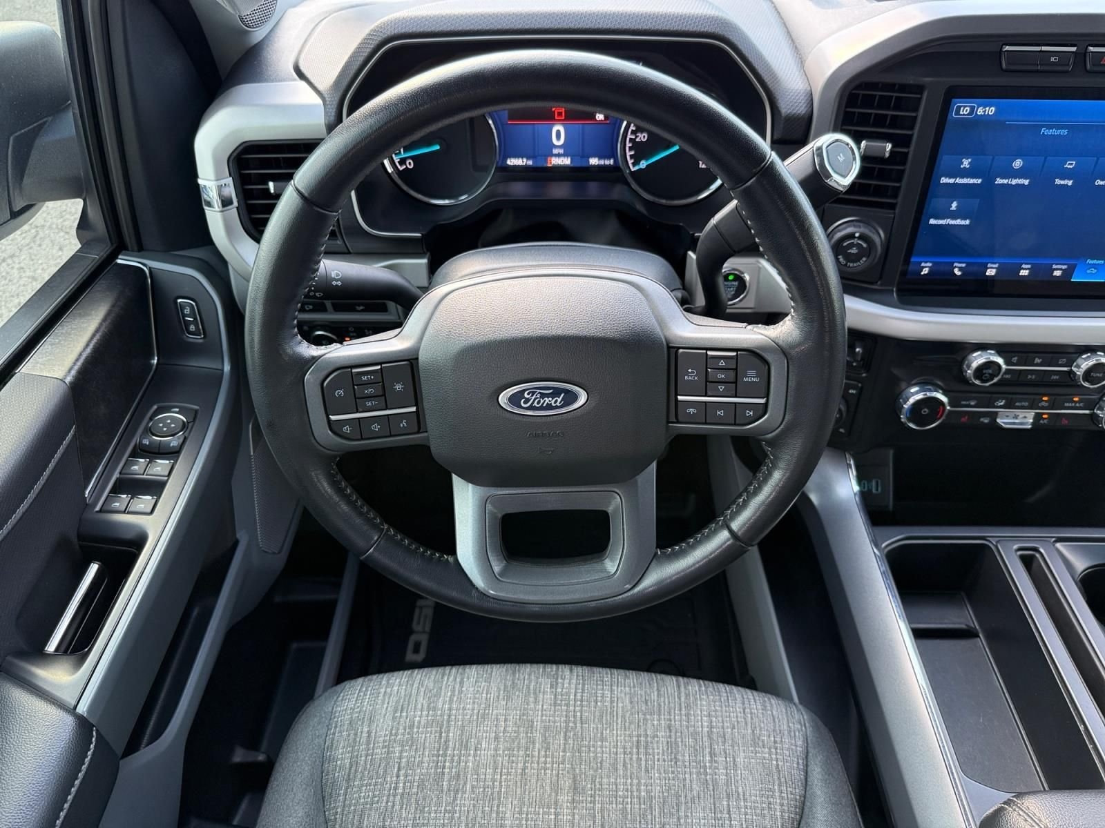 Certified Used 2022 Oxford White Ford XLT image 15