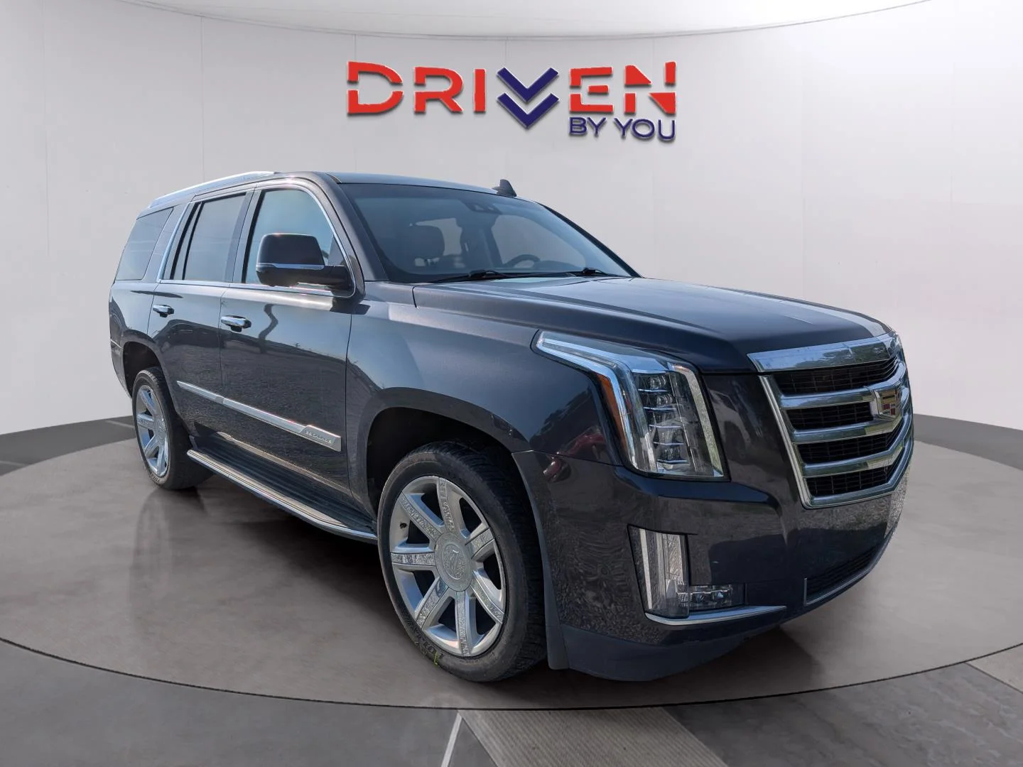 Used 2018 DARK GRANITE METALLIC Cadillac Luxury image 7