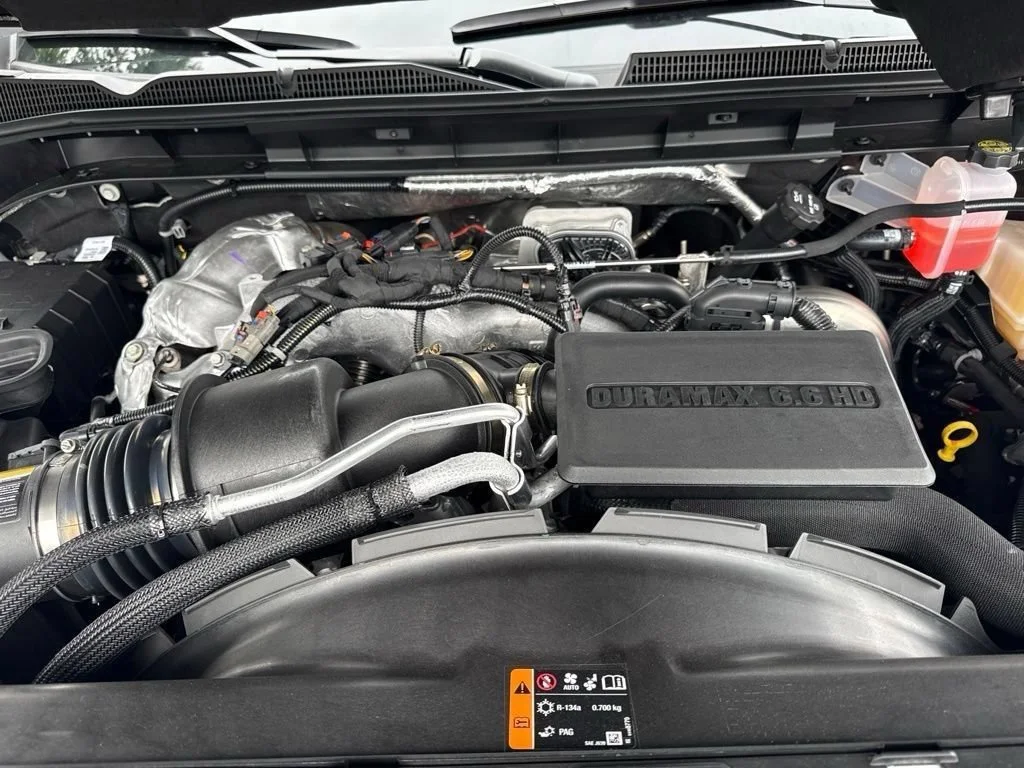 New 2026 Glacier White Tricoat GMC Denali Ultimate image 20