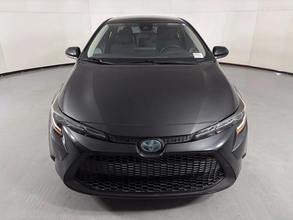 Used 2022 Black Toyota LE image 3
