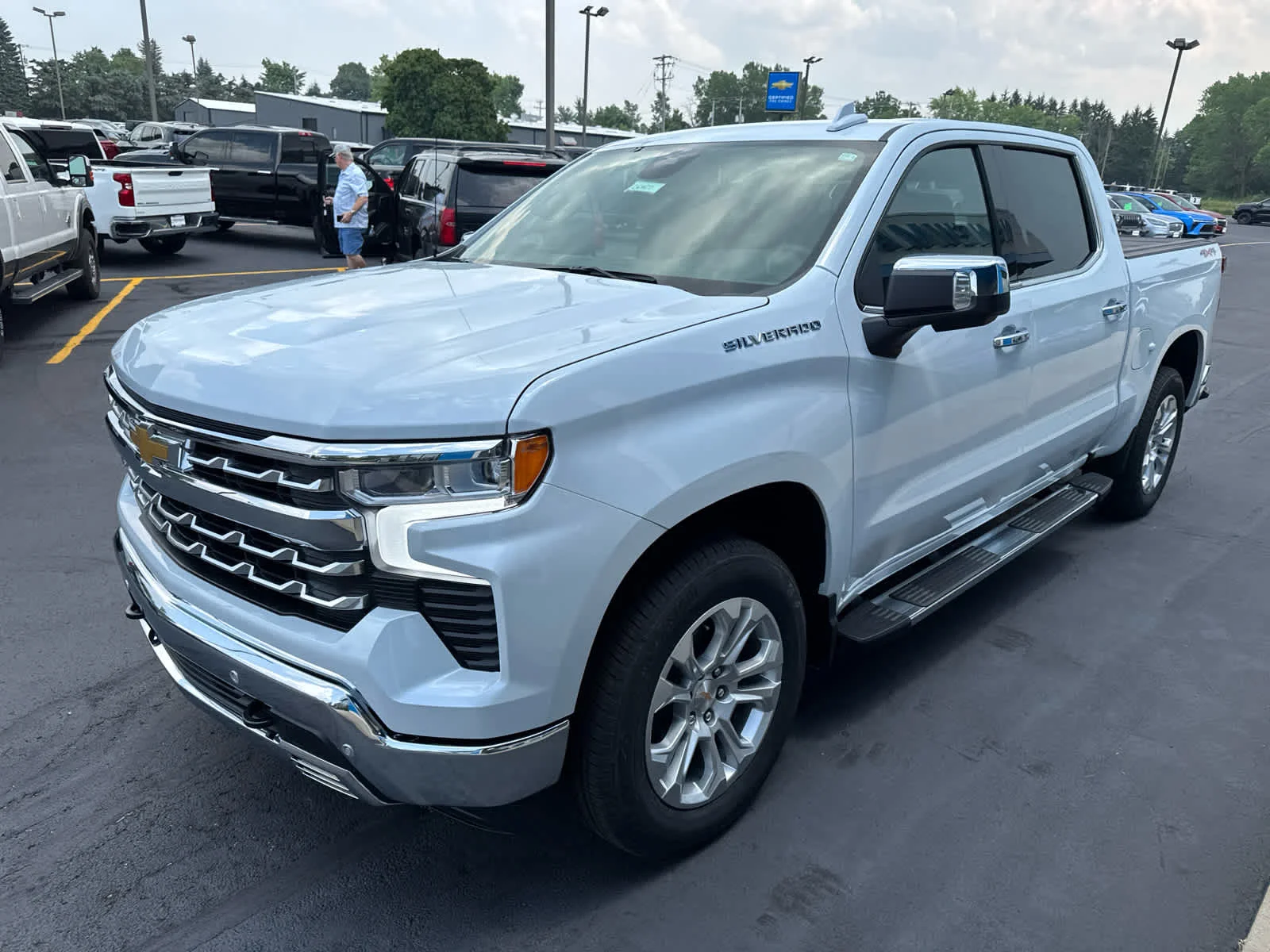 2026 Chevrolet Silverado 1500 LTZ - Photo 11