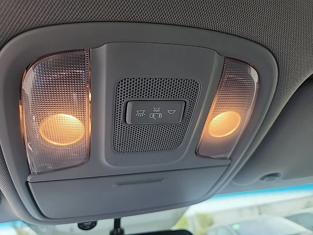 Used 2017 Gray Kia Base image 23