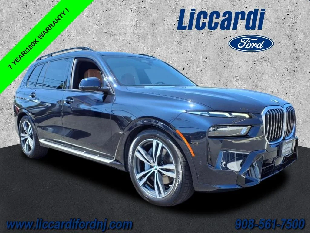 2023 BMW X7