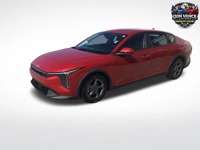 2025 Kia K4 LXS AT's photo