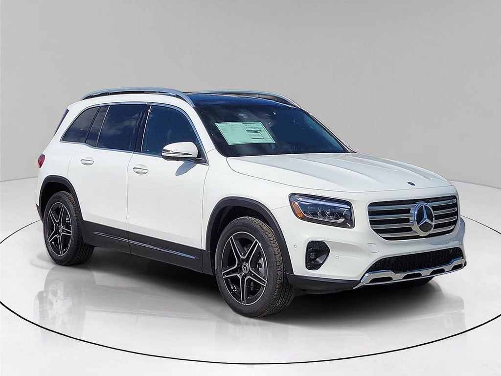 New 2026 Polar White Mercedes-Benz GLB 250 image 1