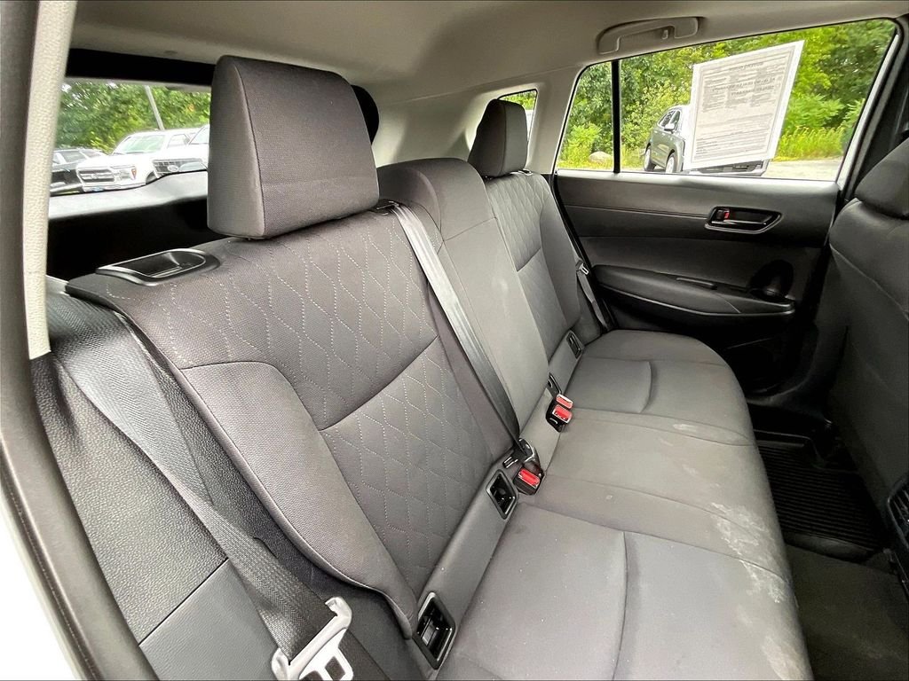 Used 2024 Wind Chill Pearl Toyota LE image 15
