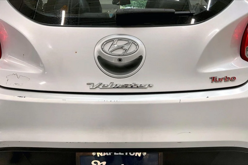 Used 2016 Silver Hyundai Turbo image 7