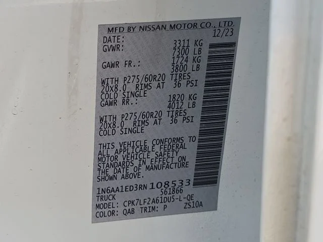 Used 2024 White Nissan Platinum Reserve image 23