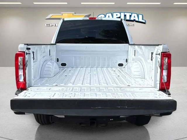 Used 2025  Ford XL image 30