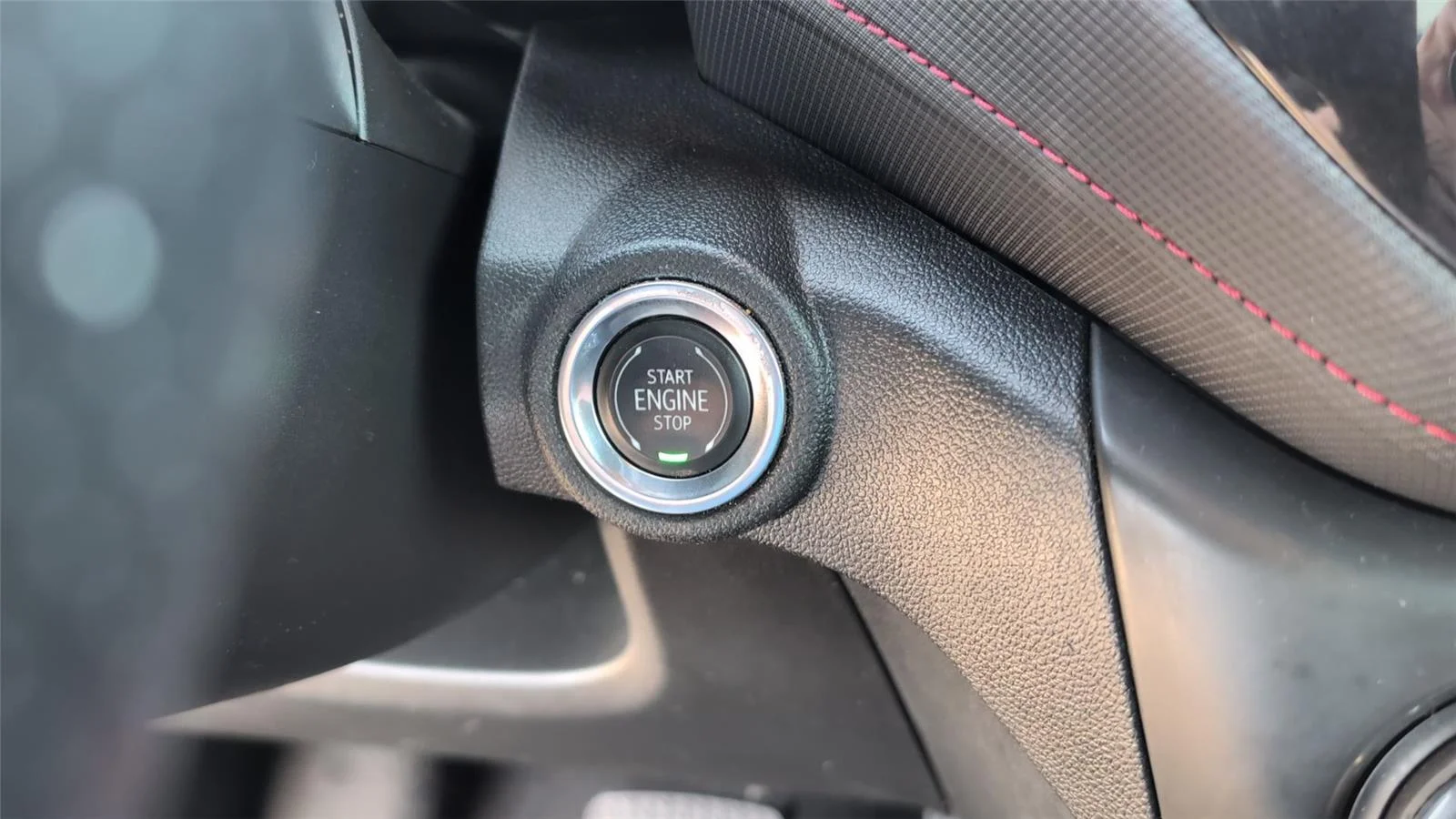 Used 2021 SATIN STEEL METALLIC Chevrolet RS image 20