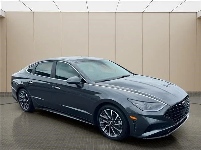 Used 2023 Gray Hyundai Limited image 2