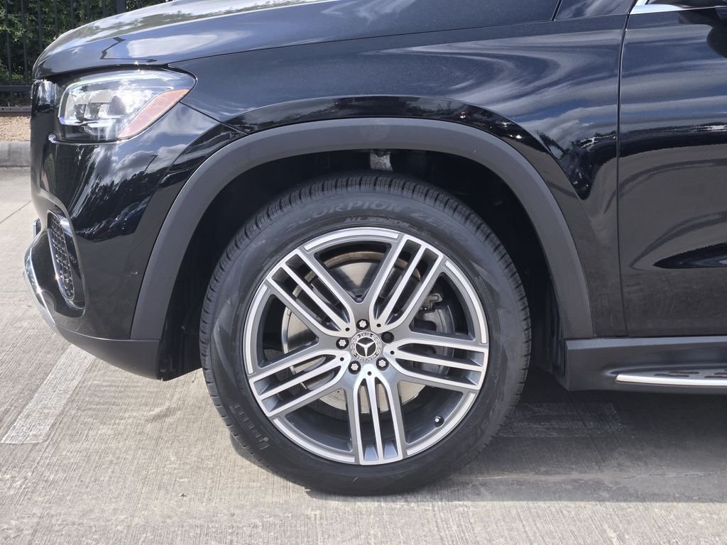 Certified Used 2024  Mercedes-Benz GLS 450 image 9