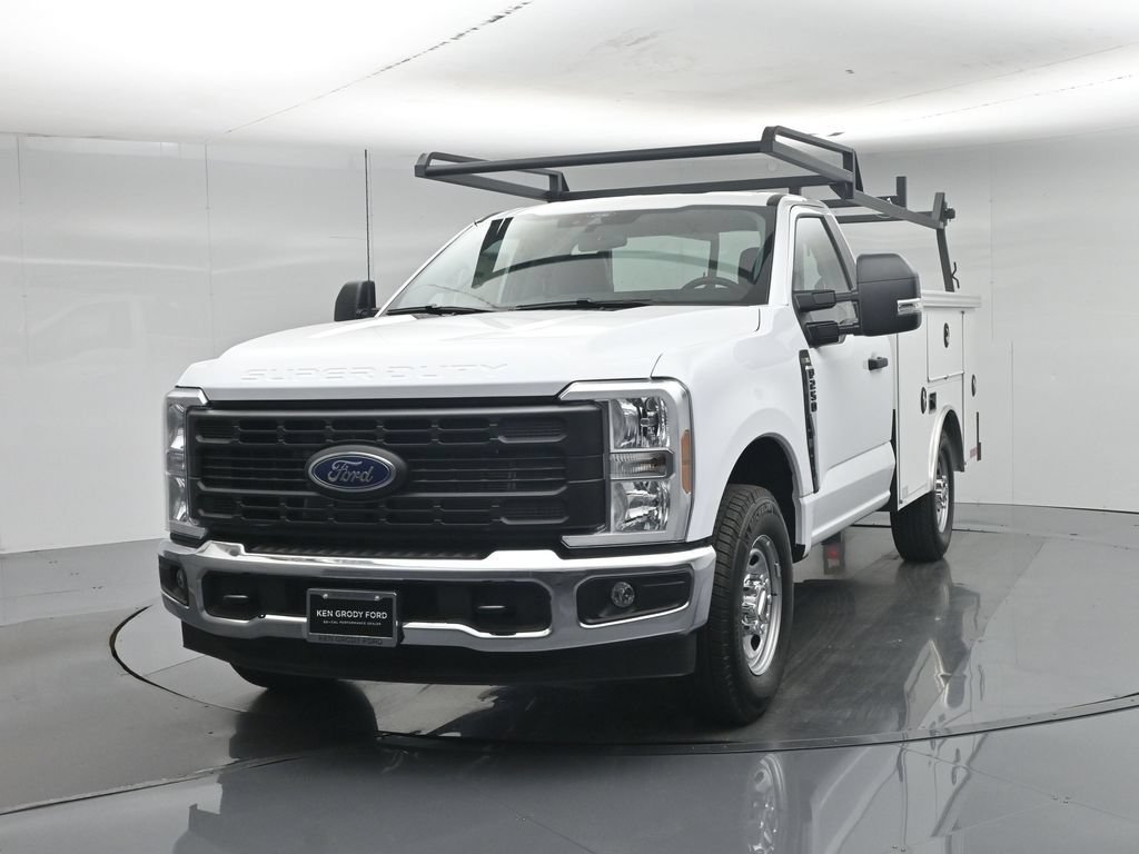 New 2026 Oxford White Ford XL image 57
