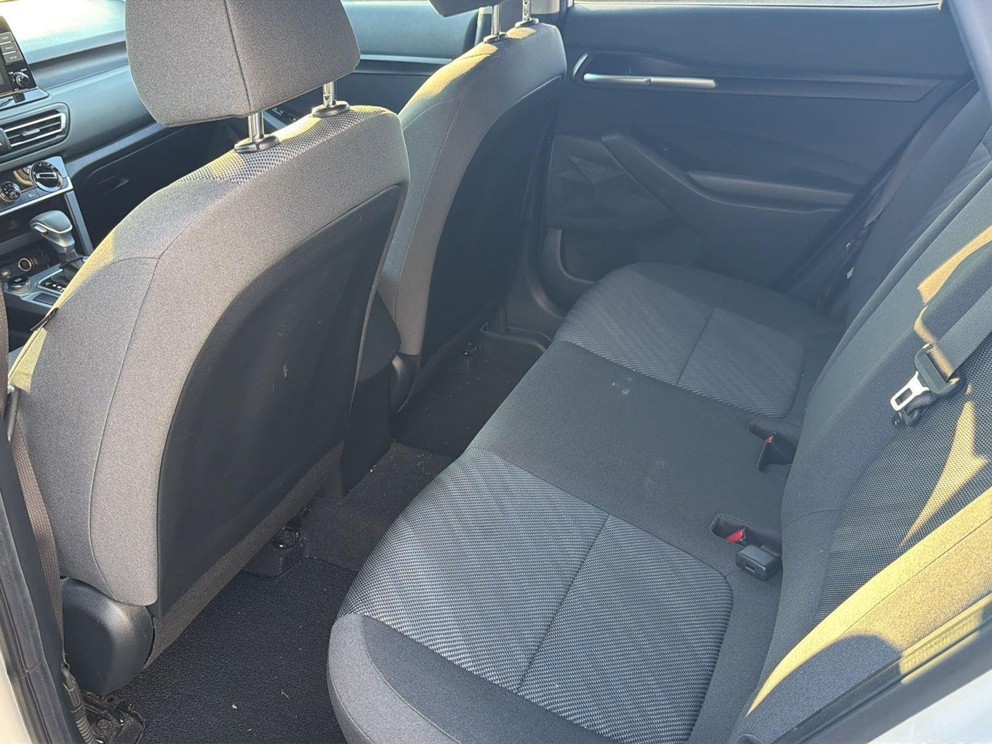 Used 2021 Snow White Pearl Kia LX image 18