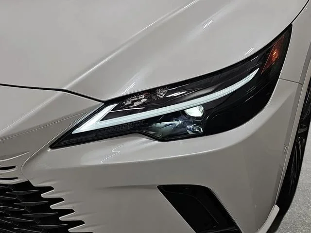 New 2026 Eminent White Pearl Lexus PREMIUM PLUS image 37