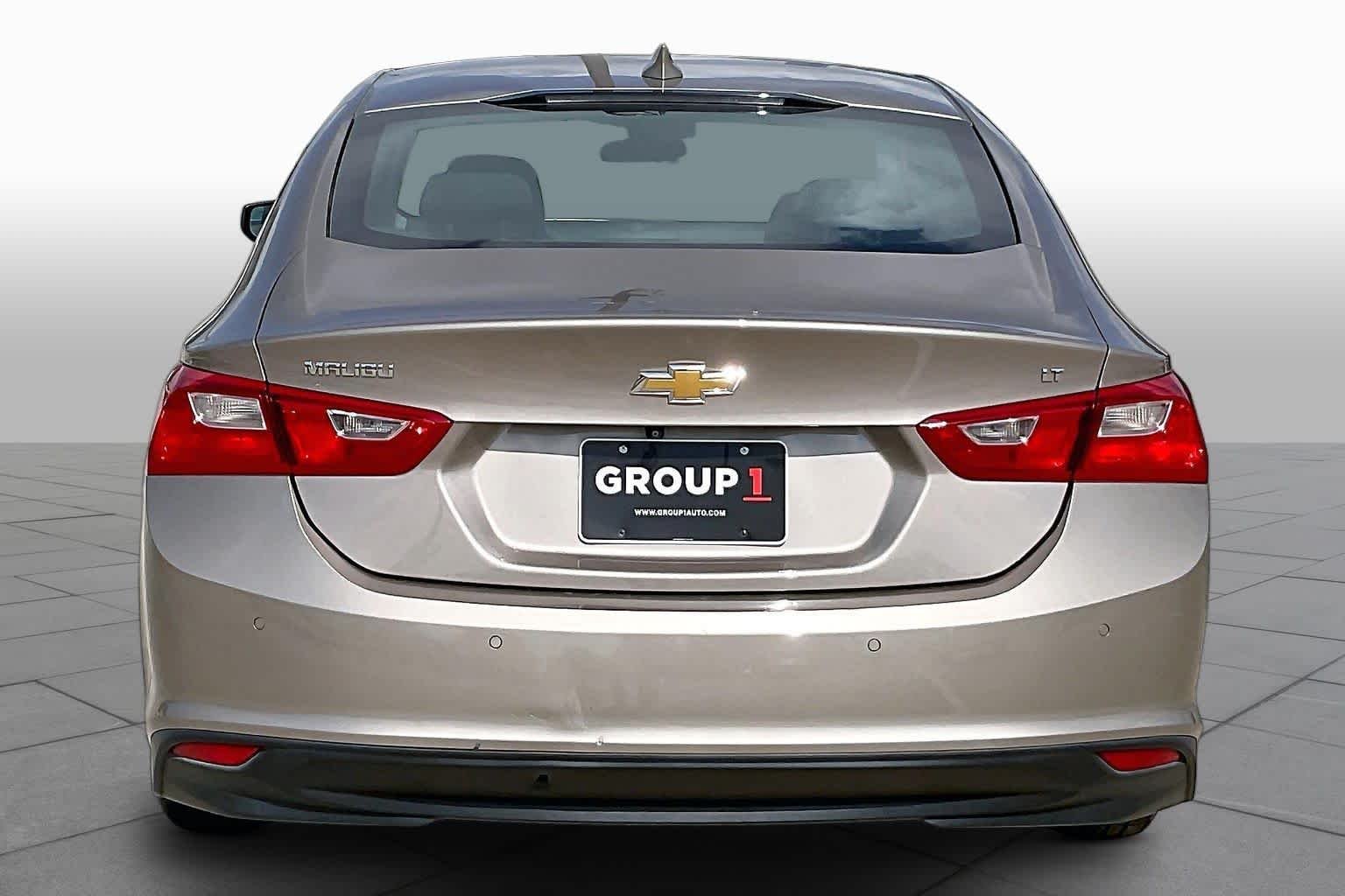 Used 2023 Mineral Gray Metallic Chevrolet LT image 5