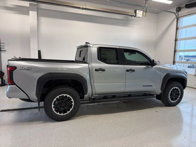 2026 Toyota Tacoma TRD Off Road - Photo 10