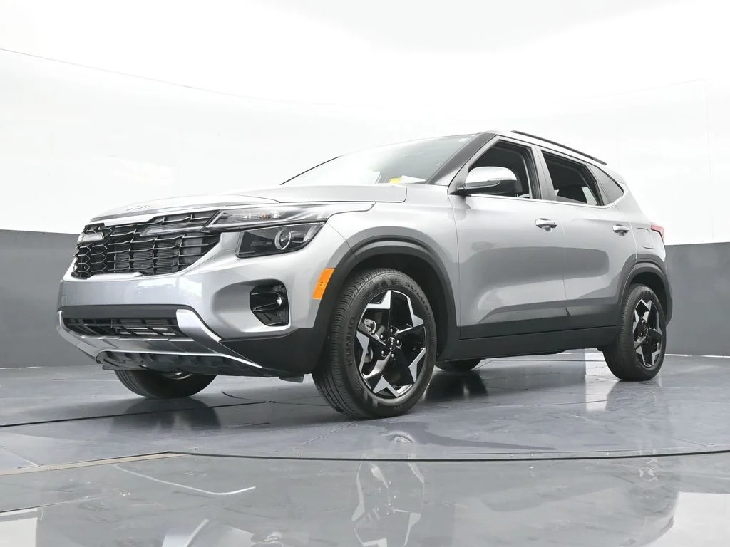 Used 2025 Steel Gray Kia EX image 52