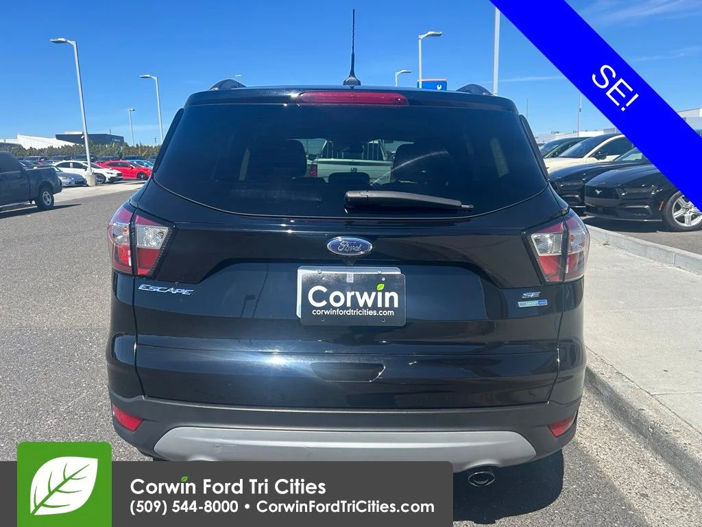 Used 2018 Black Ford SE image 5