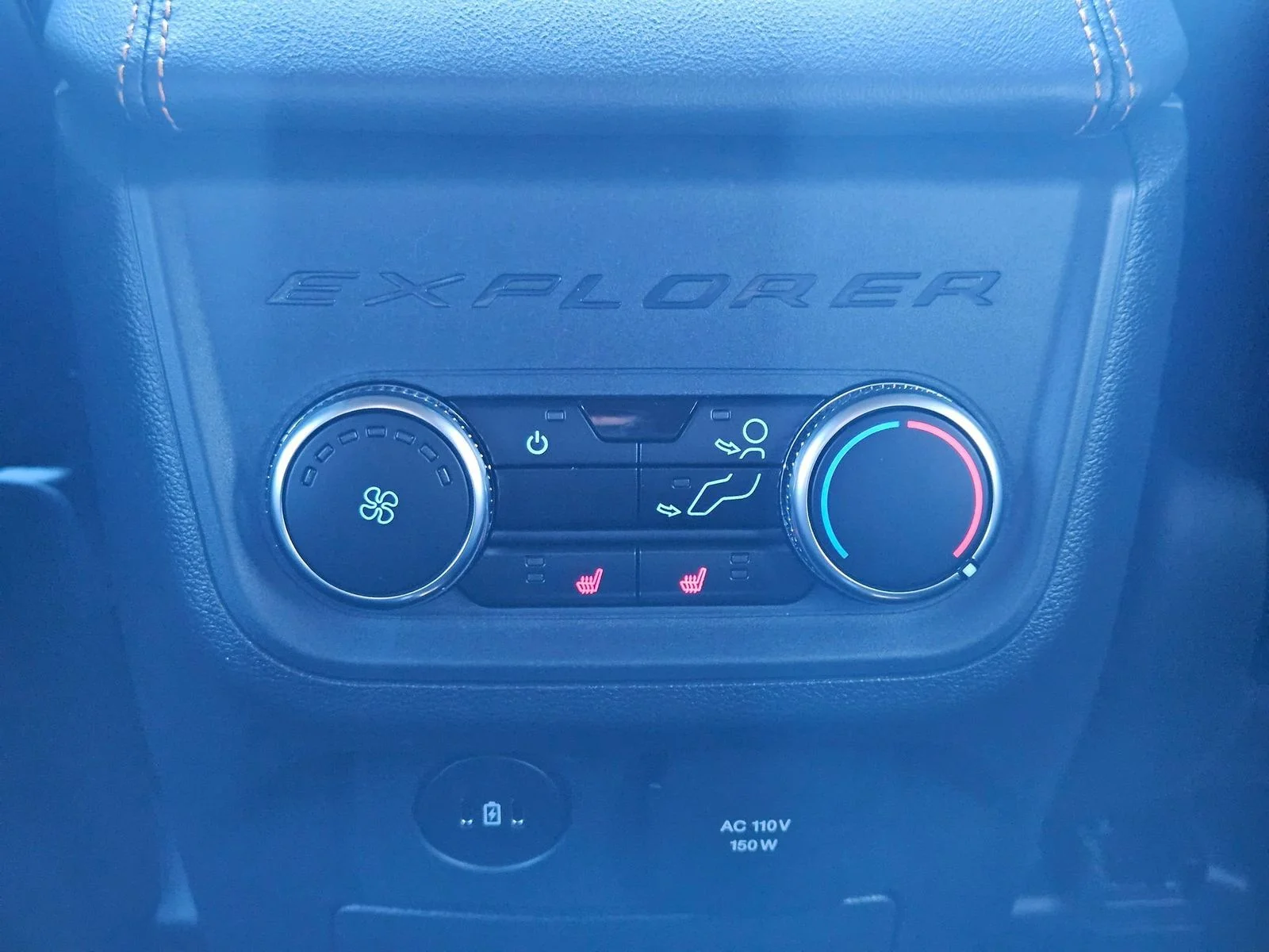 New 2026 Carbonized Gray Metallic Ford Tremor® image 21