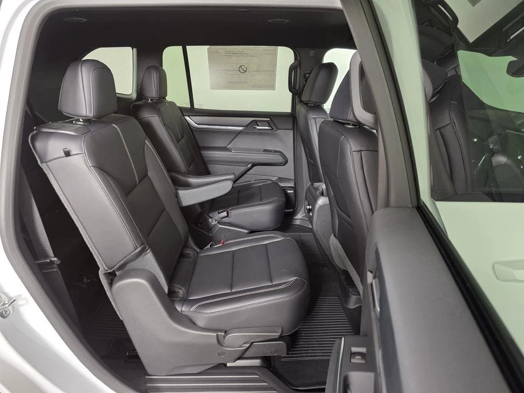 2025 GMC Acadia Elevation - Photo 19