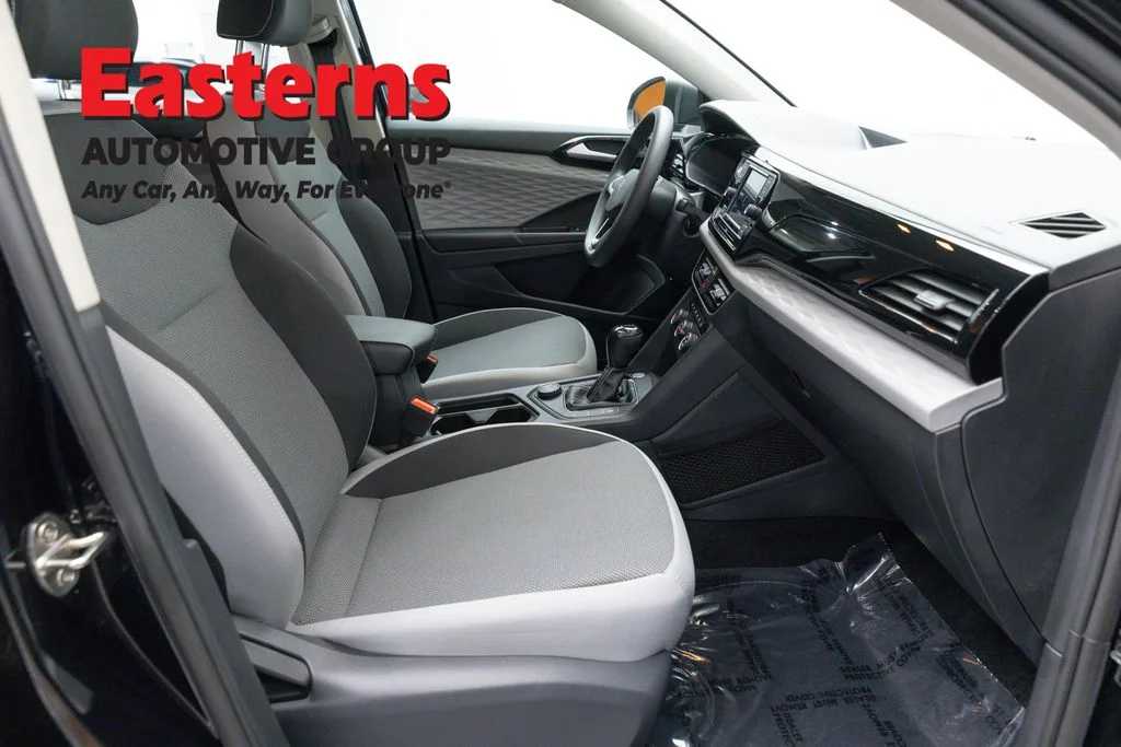 Used 2022 Black Volkswagen 1.5T S image 22