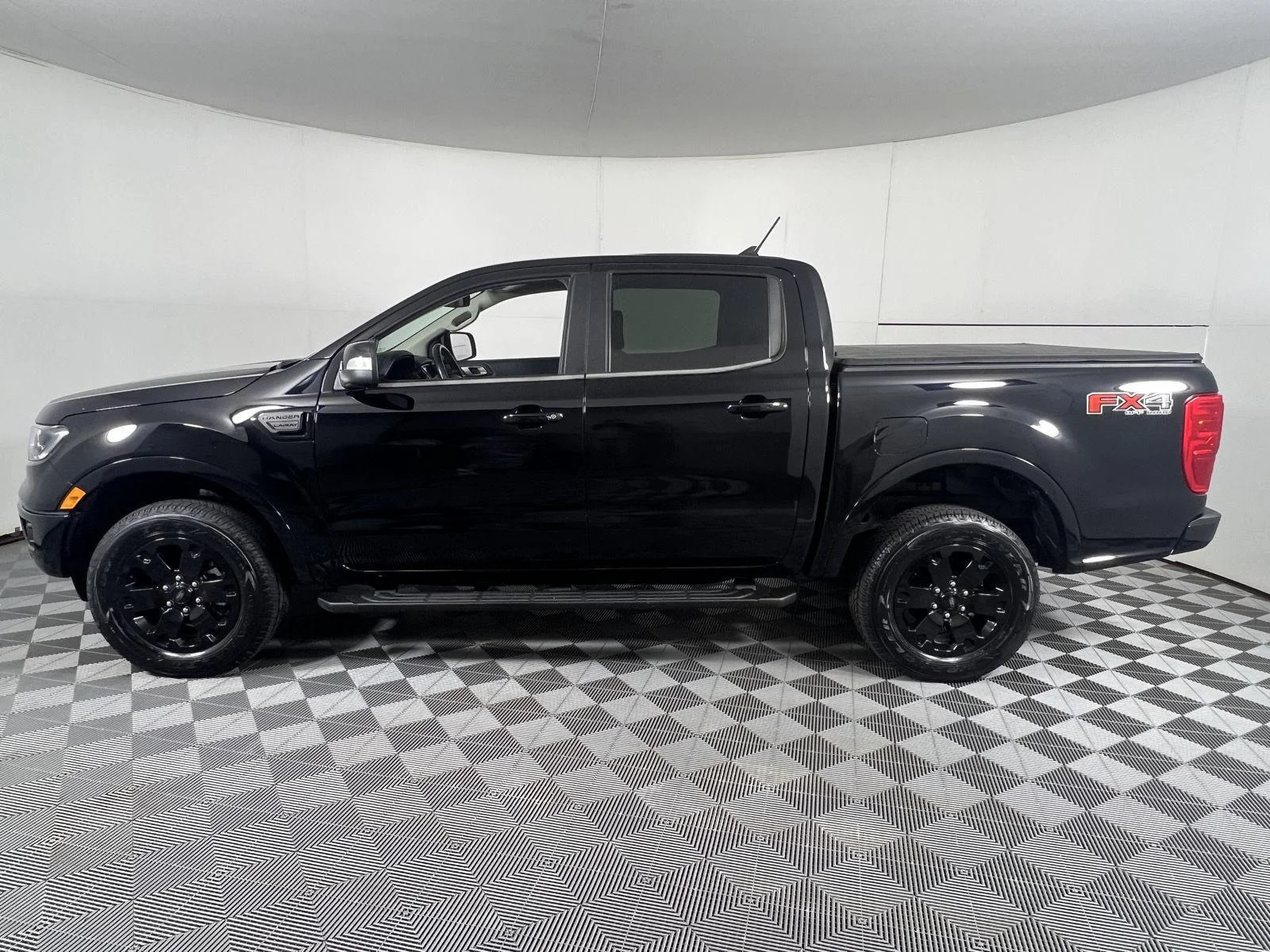 Used 2020 Shadow Black Ford LARIAT image 7